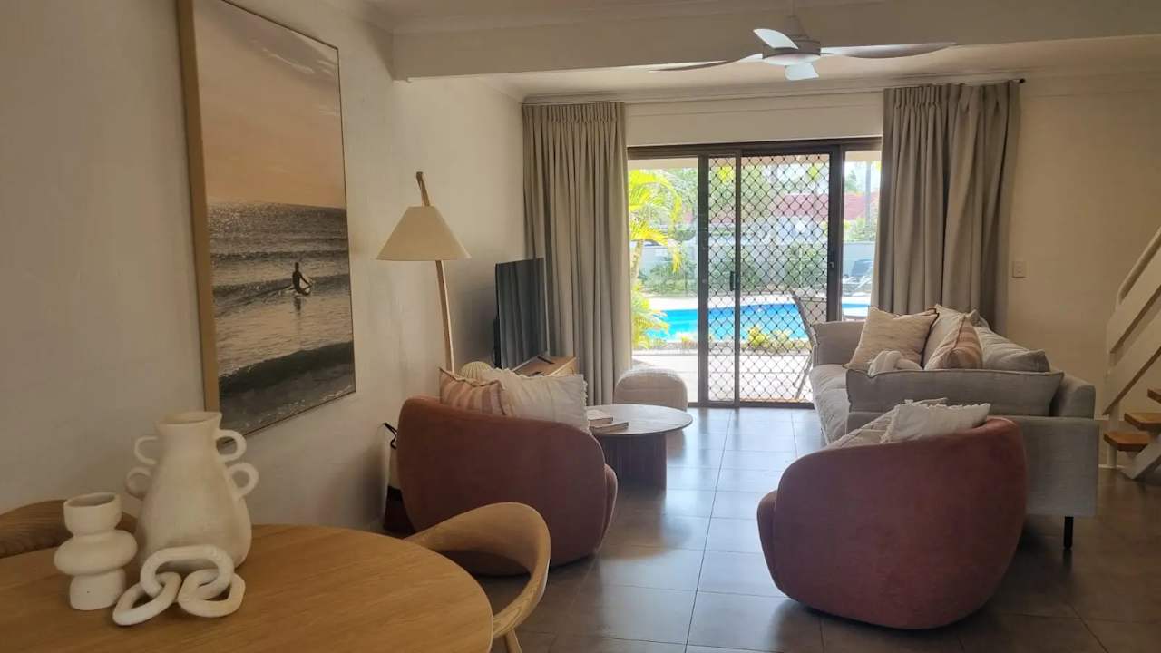 Whole property with 2 rooms for rent