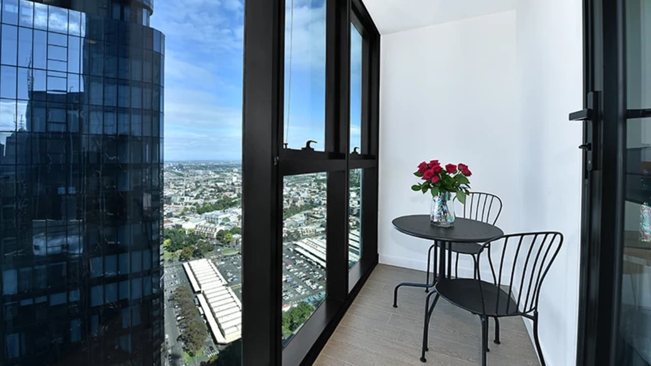 Whole property with 2 rooms for rent