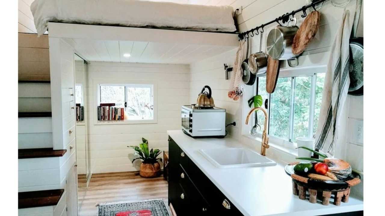 Room studio flat for rent