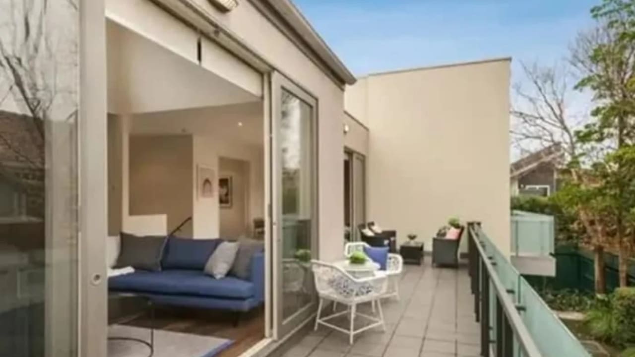 Room in a share house