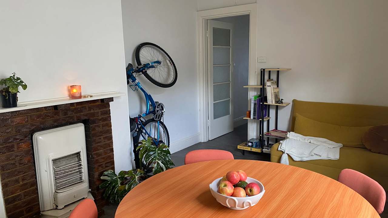 Unfurnished room in a share house