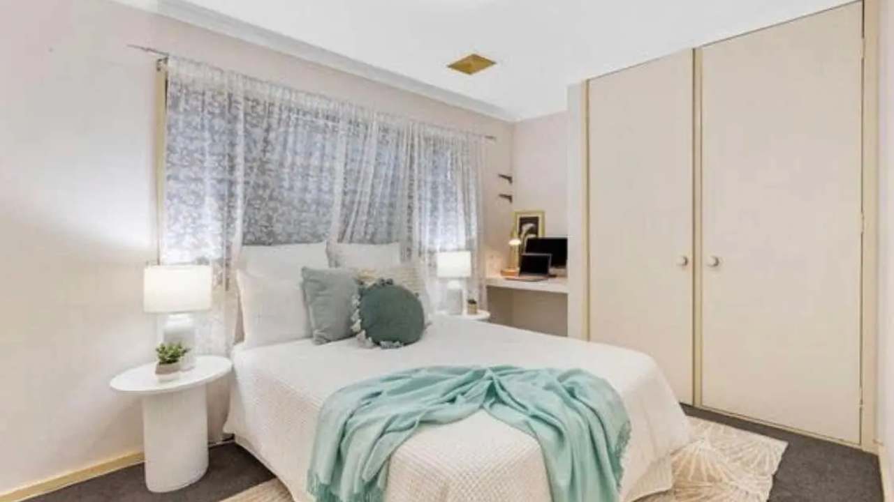 Furnished room with ensuite in a share house