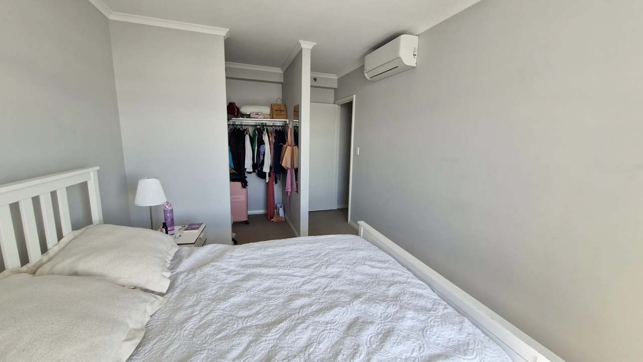 Whole property with 2 rooms for rent