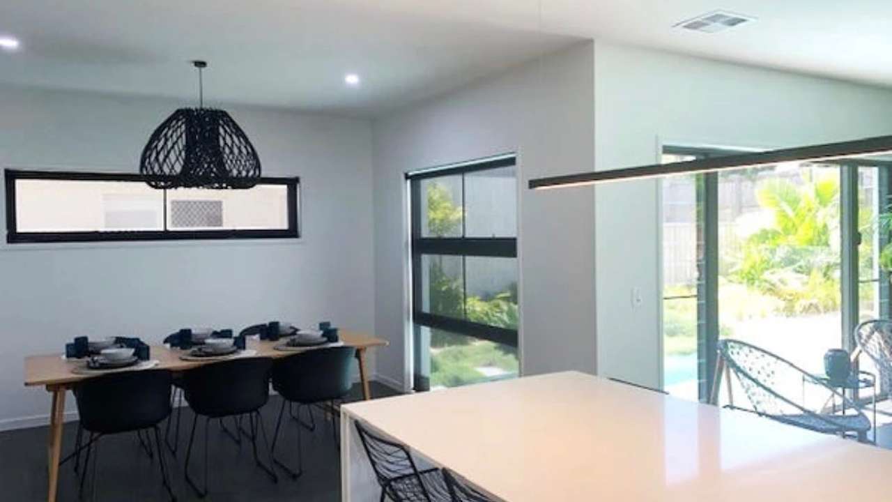 Room with ensuite in a share house
