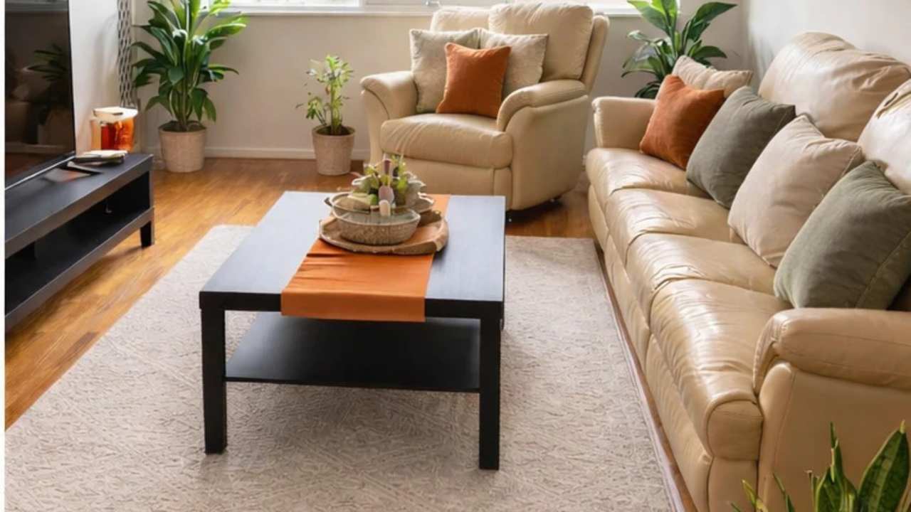 Whole property with 2 rooms for rent