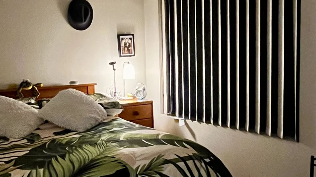 Furnished room with own bathroom