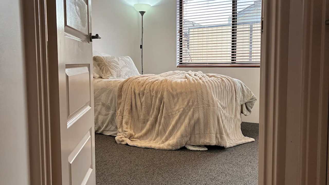 Furnished room with own bathroom