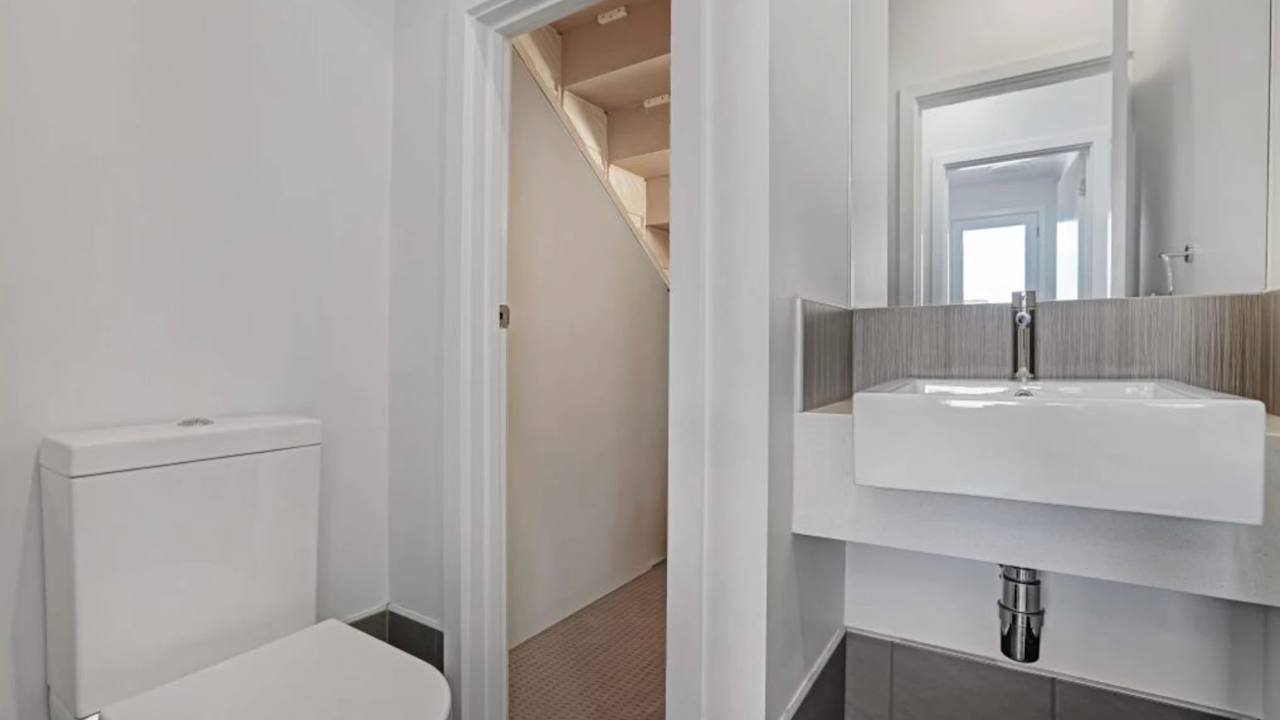 Unfurnished room with own bathroom