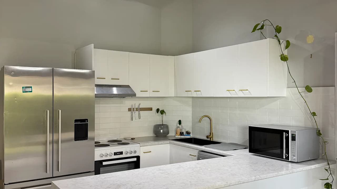 Unfurnished room in a share house