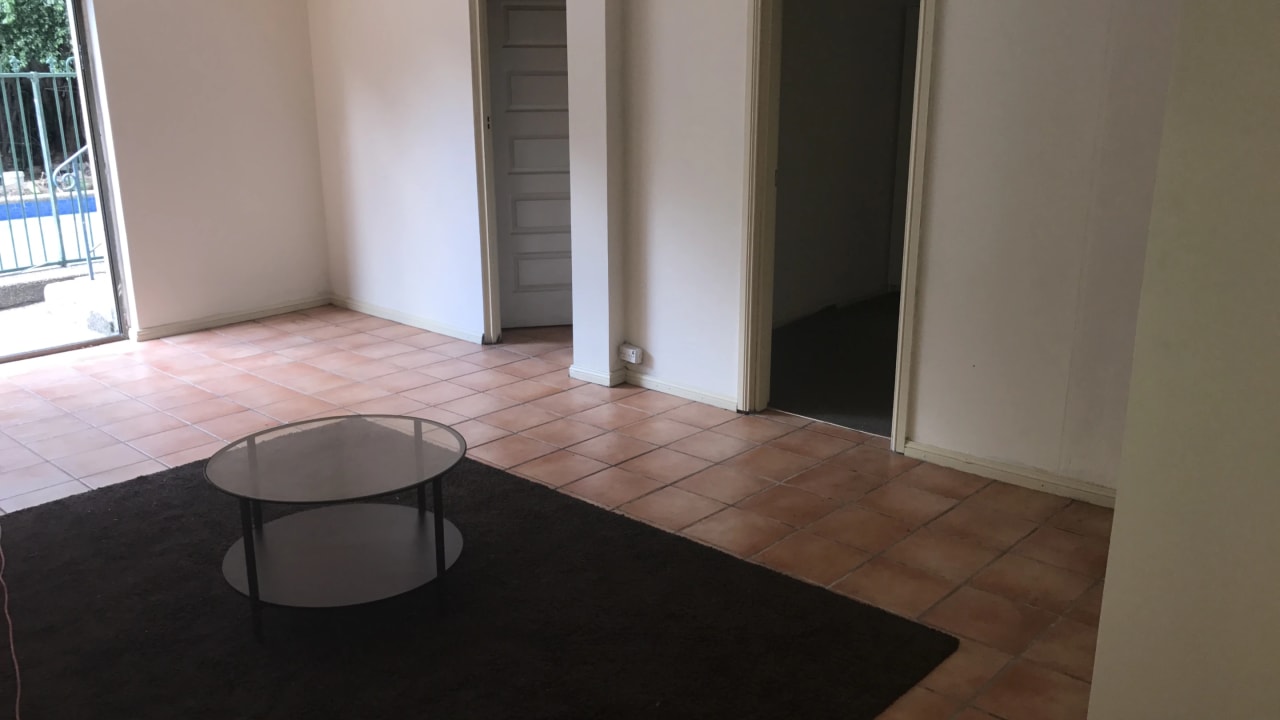 Whole property with 3 rooms for rent