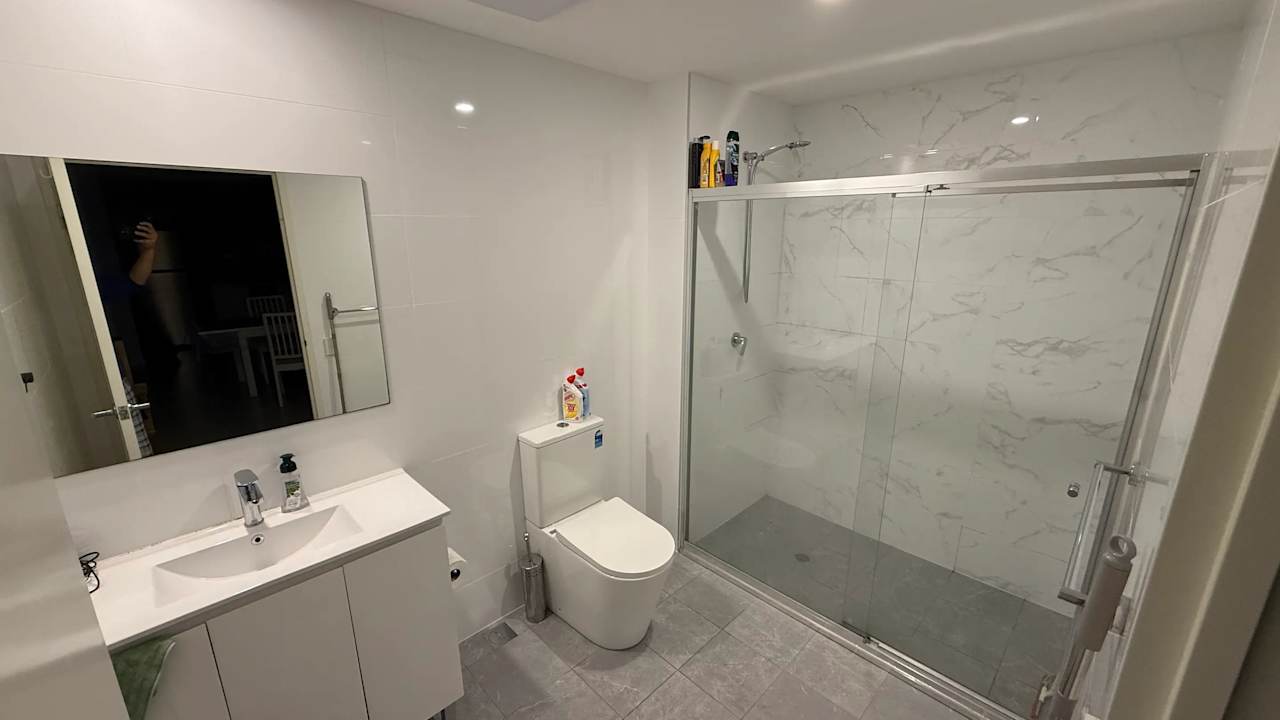 Furnished room with own bathroom