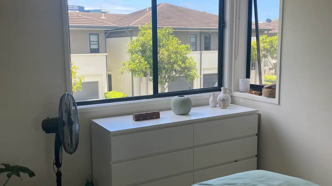 Unfurnished room in a share house