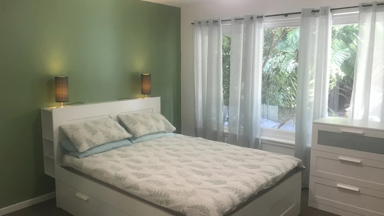 Furnished room studio flat for rent