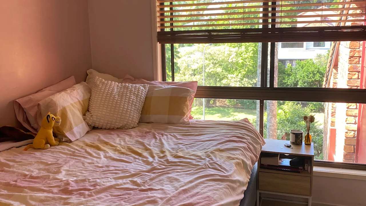 Unfurnished room in a share house