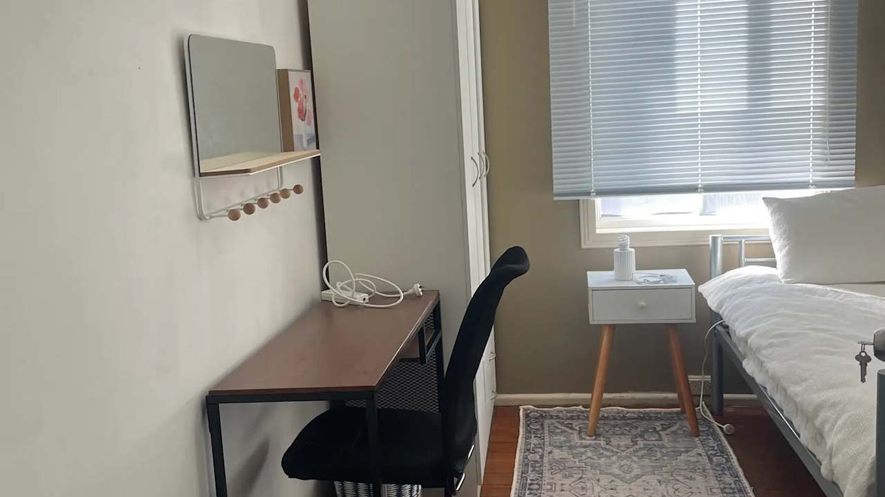 Furnished room in a share house