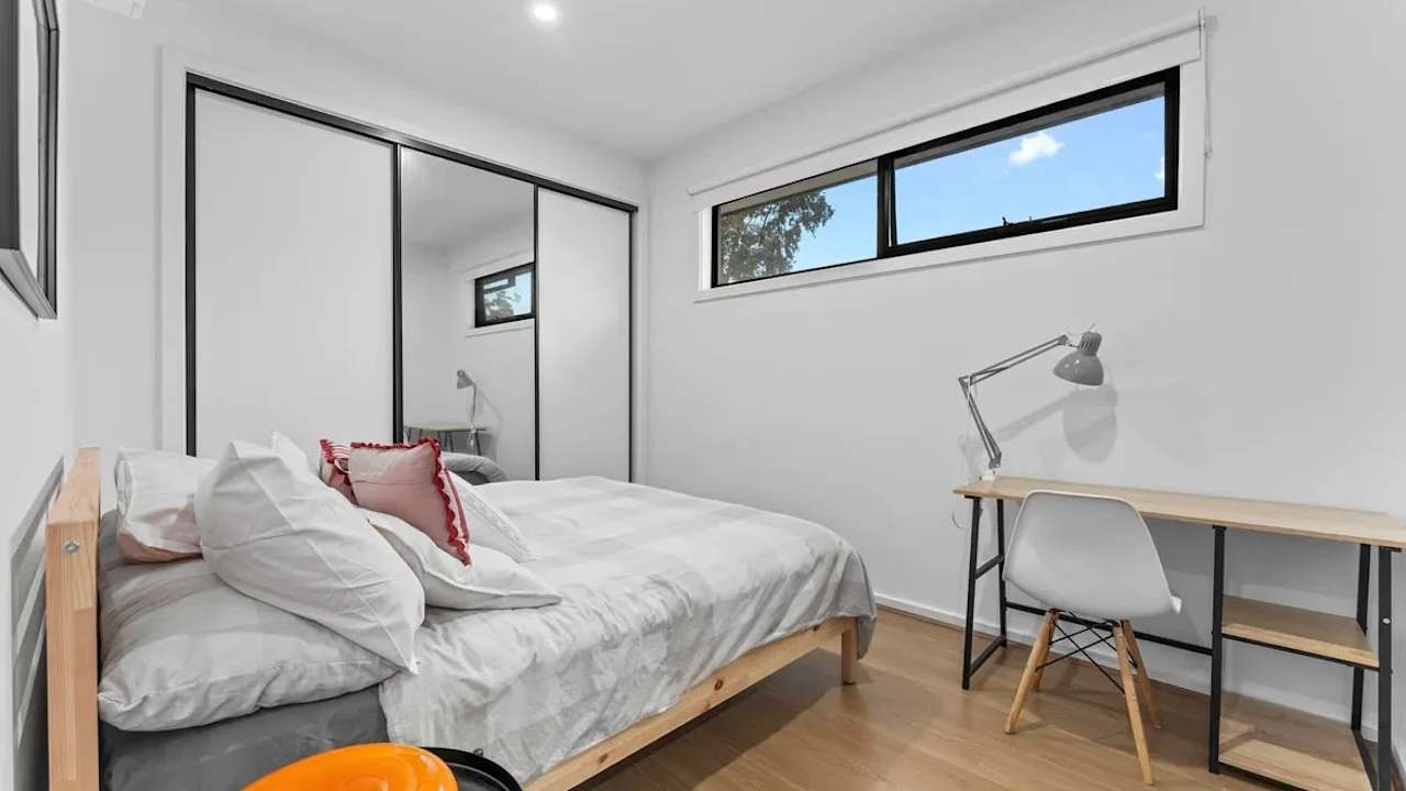 Furnished room with ensuite in a share house