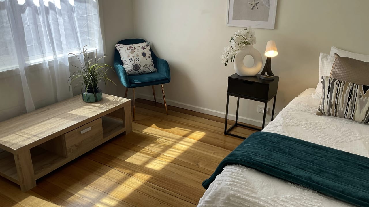 Furnished room in a share house