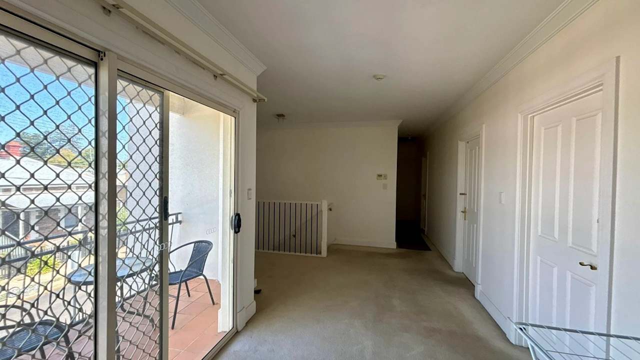 Room with ensuite in a share house