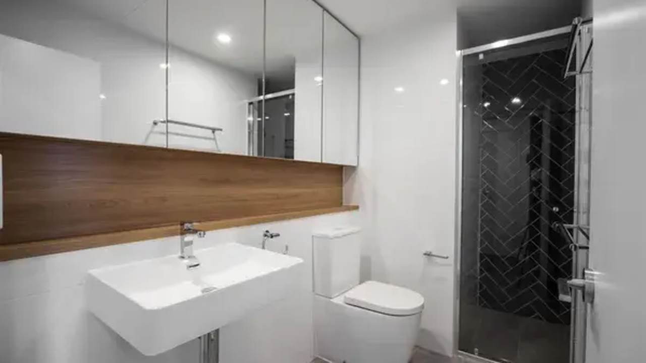 Room with ensuite in a flatshare