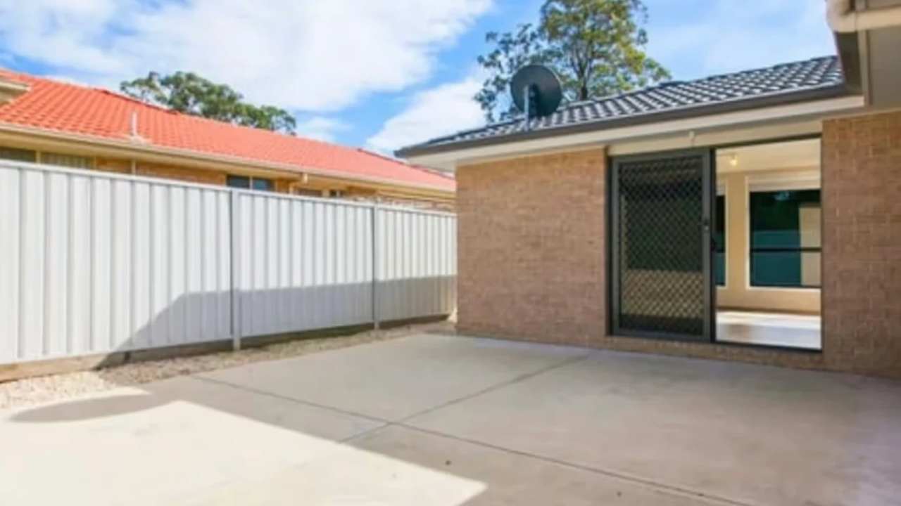 Room in a share house