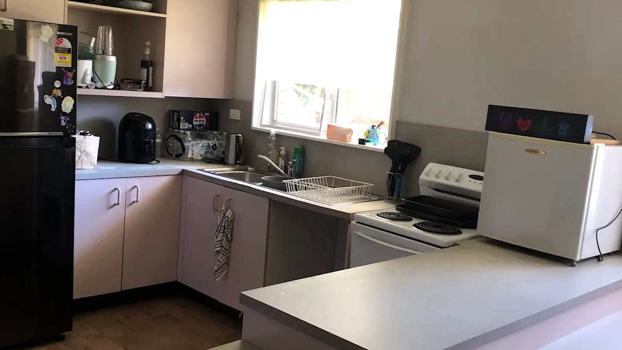 Unfurnished room in a share house