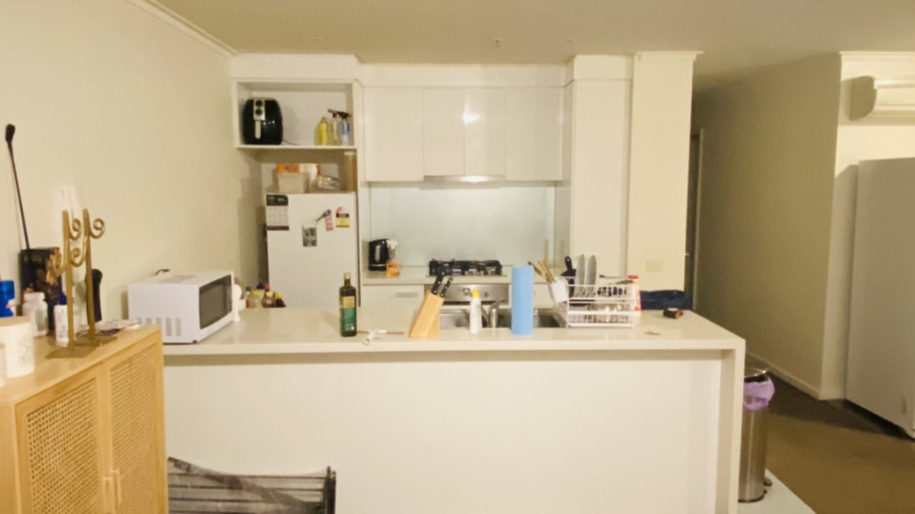 Furnished room in a flatshare