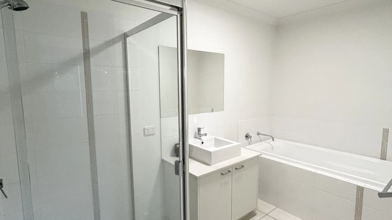 Unfurnished room with own bathroom