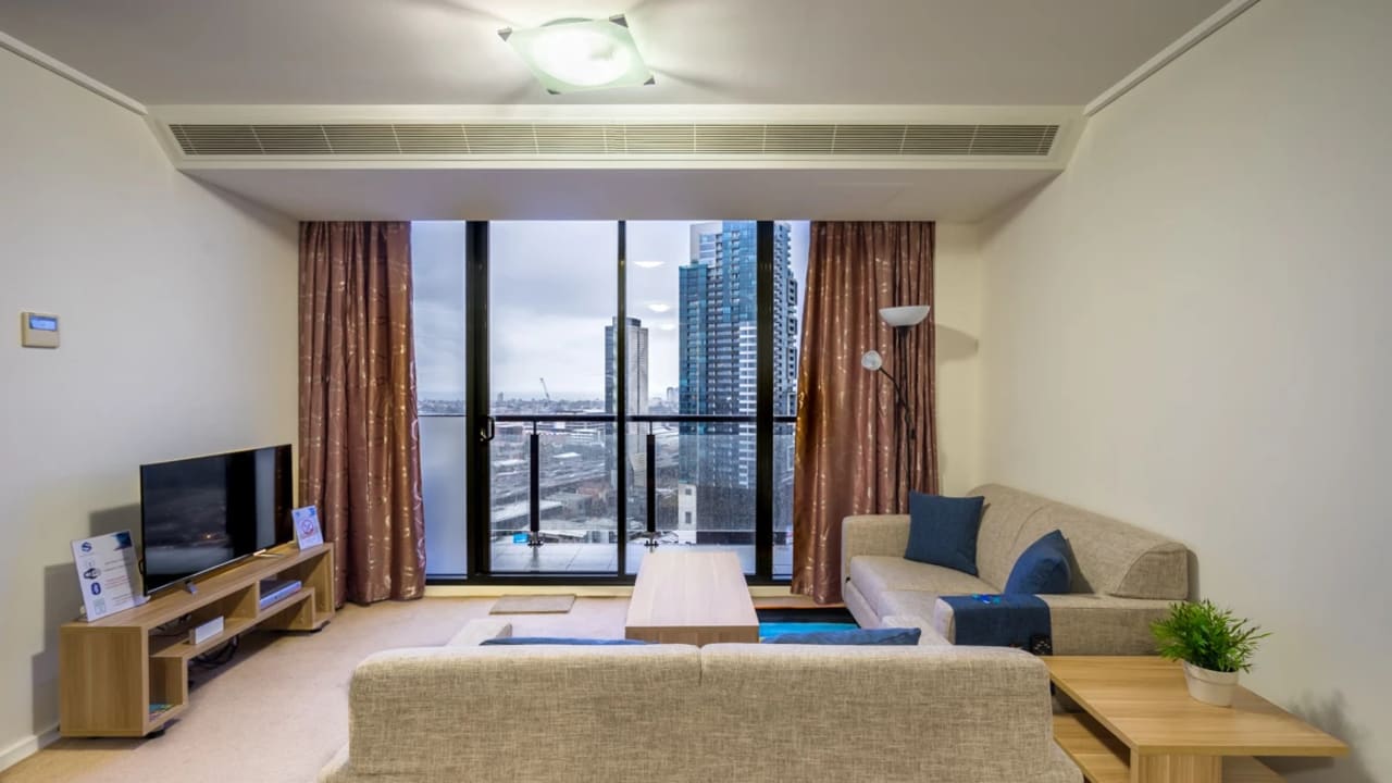 Whole property with 2 rooms for rent