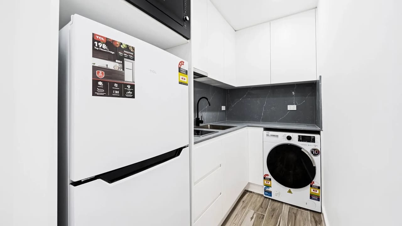 Furnished room studio flat for rent