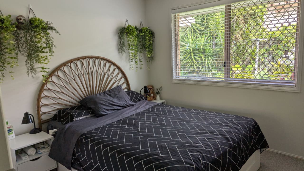 Unfurnished room in a share house