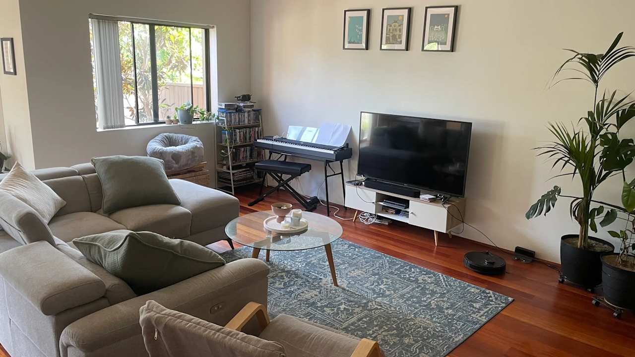 Unfurnished room in a share house