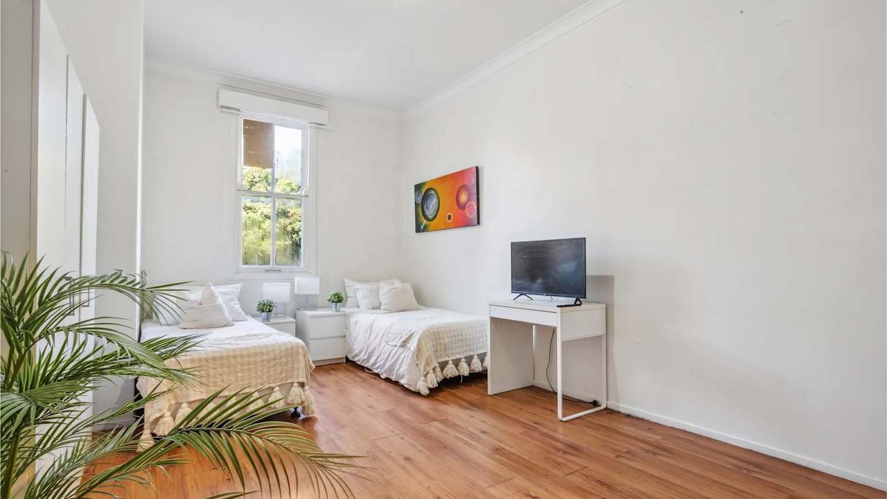 Furnished room studio flat for rent
