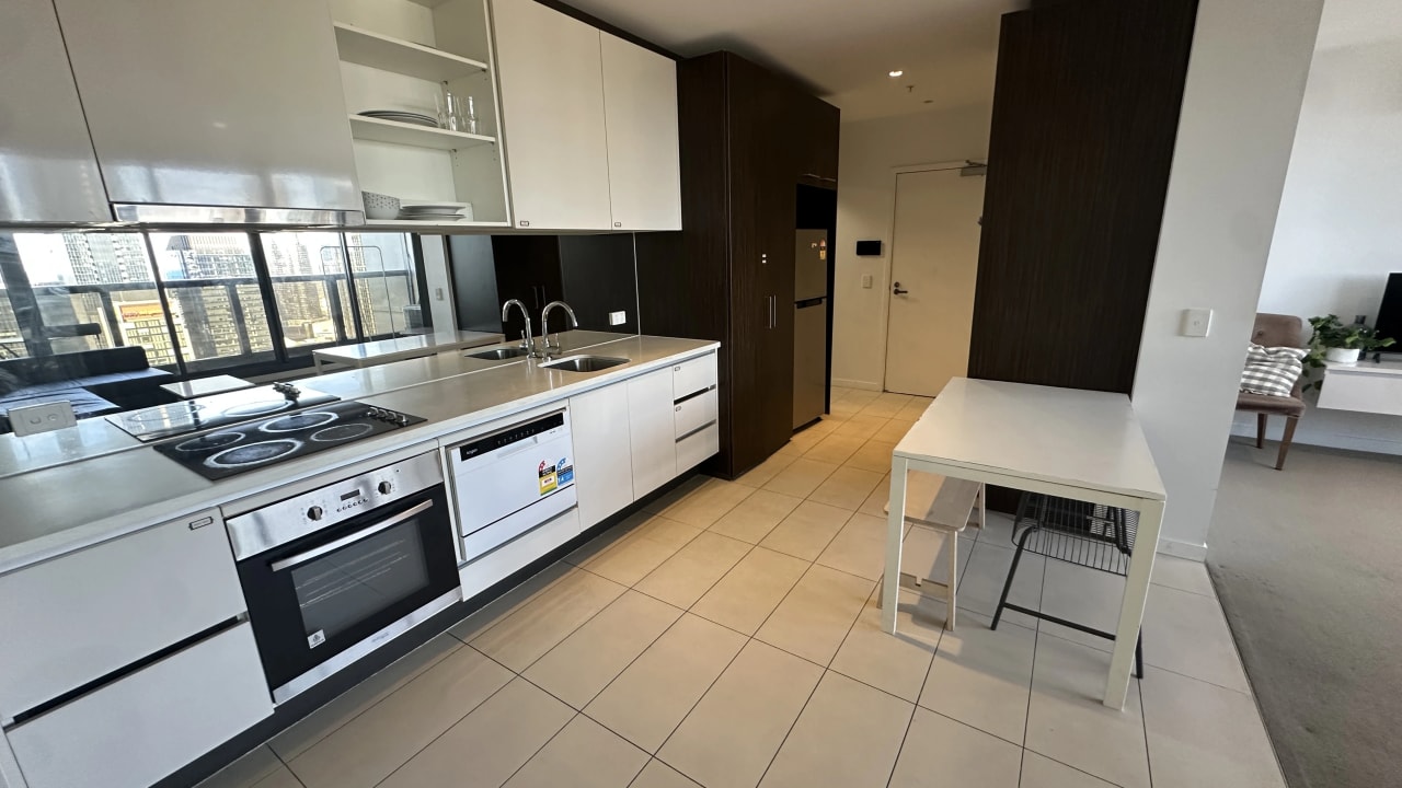 Furnished room in a flatshare