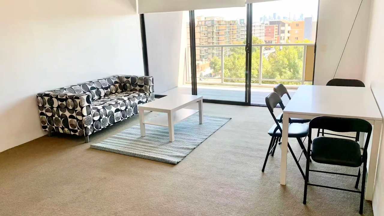 Whole property with 2 rooms for rent