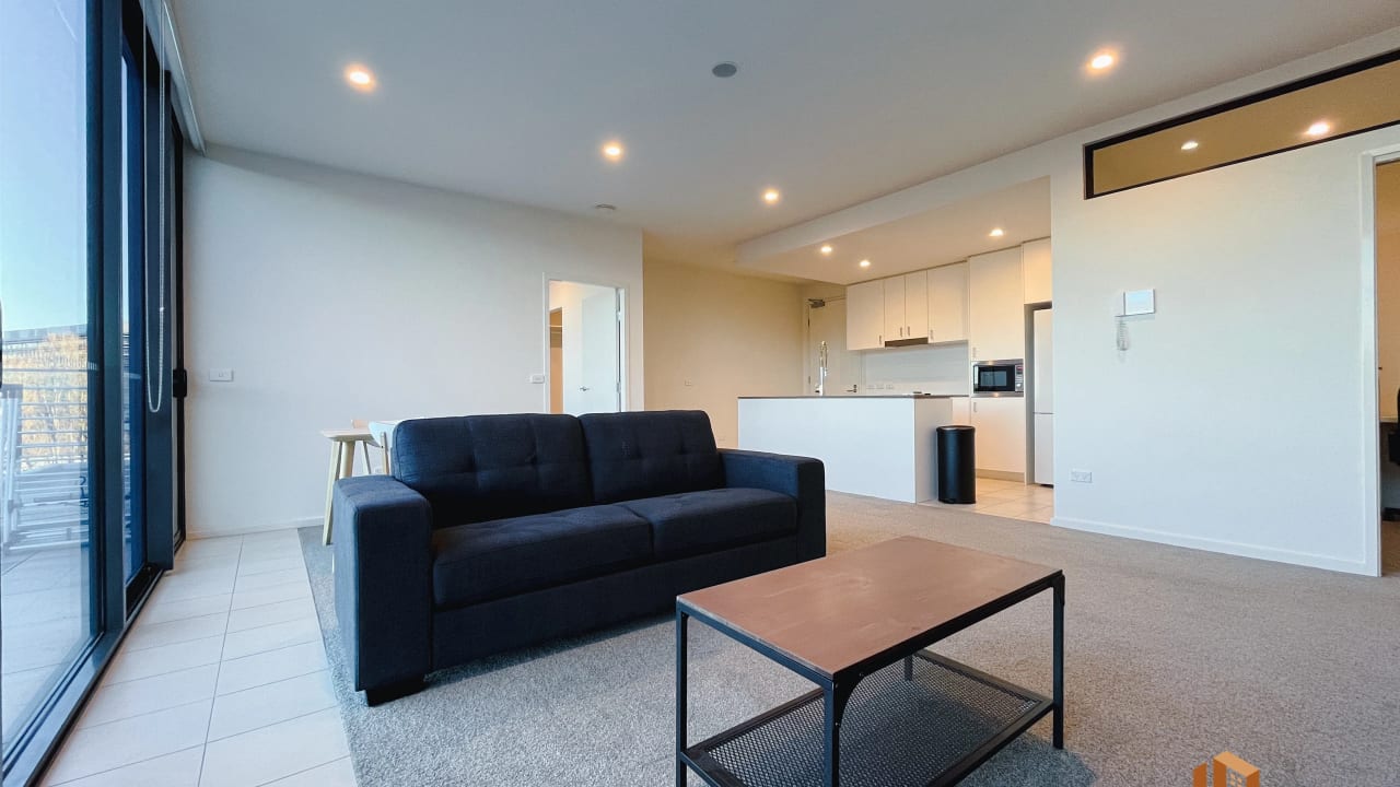 Furnished room in a flatshare