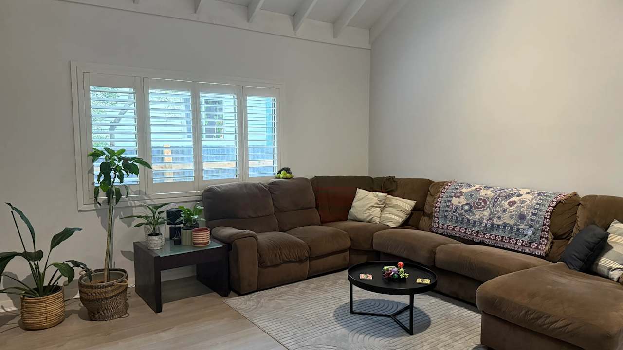 Unfurnished room in a share house