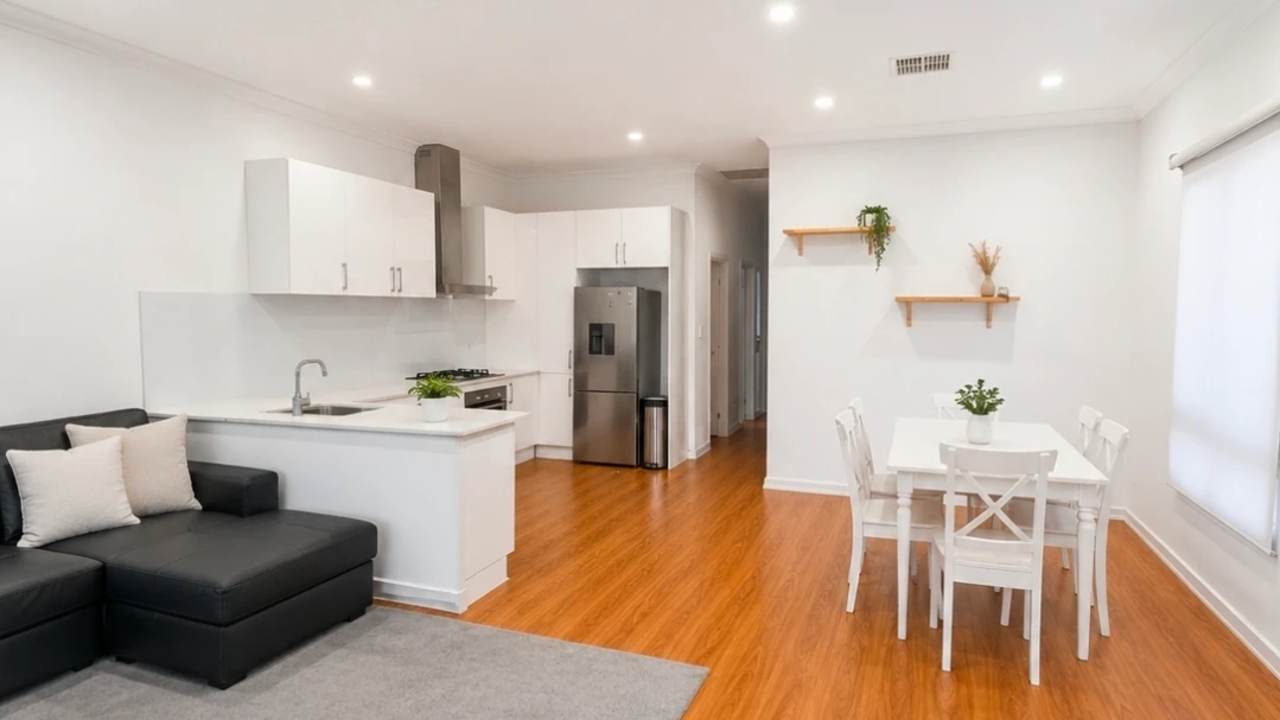 Furnished room in a share house