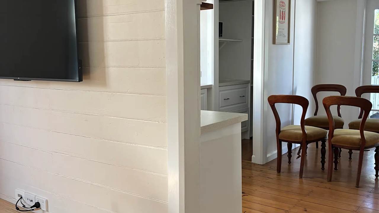 Room in a share house