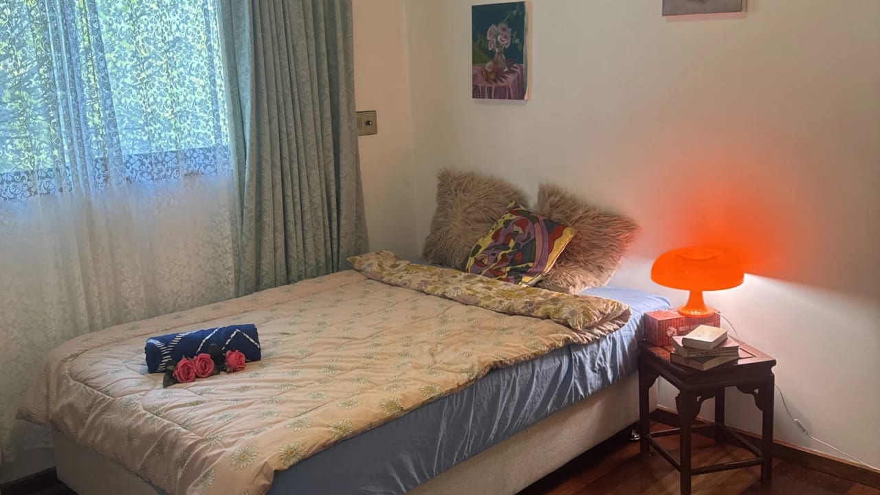 Furnished room in a share house