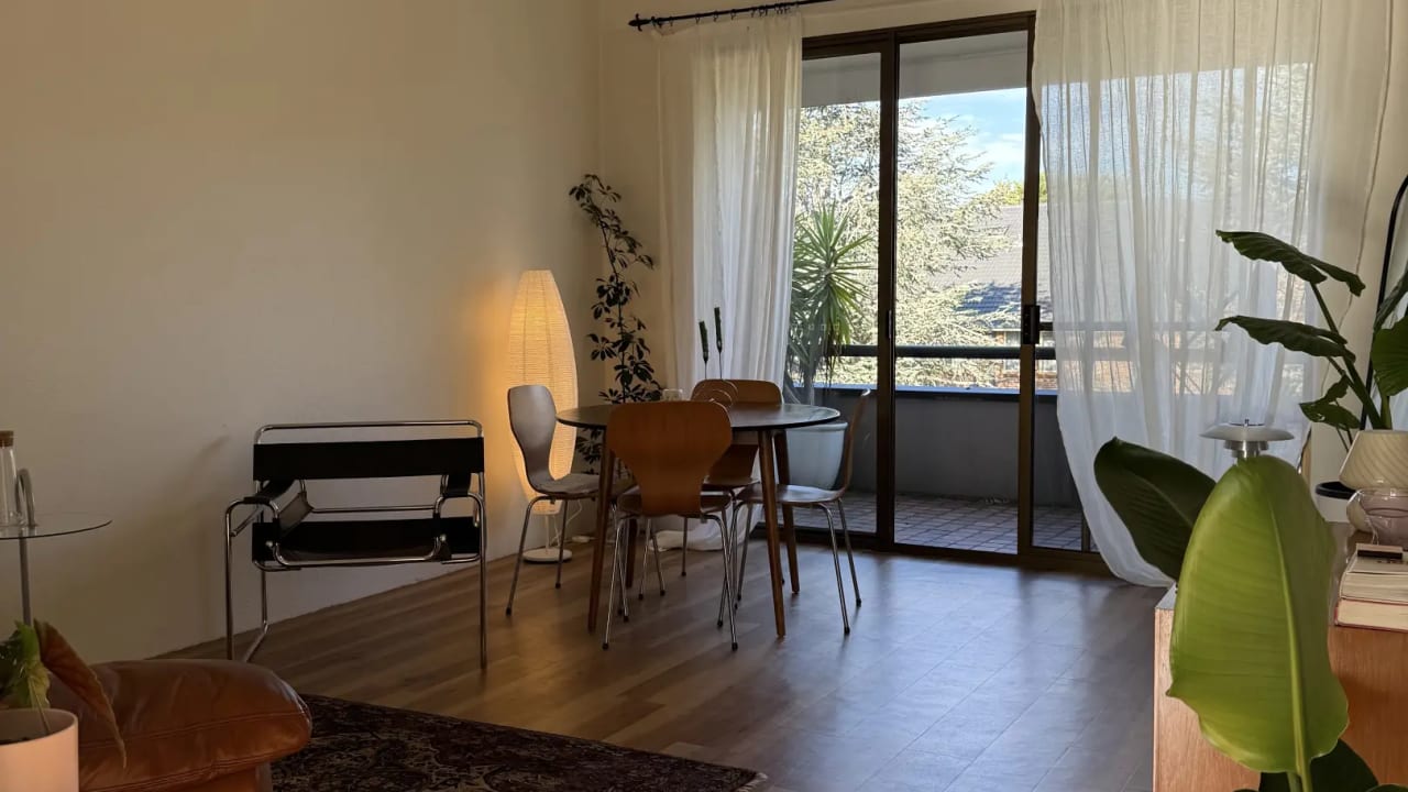 Whole property with 2 rooms for rent