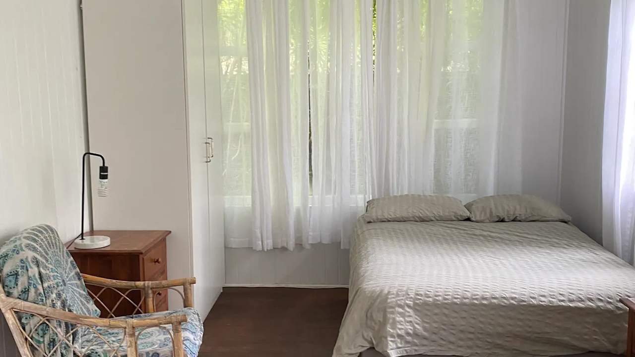 Furnished room with ensuite in a share house