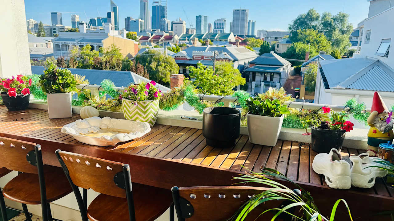 Furnished room with own bathroom