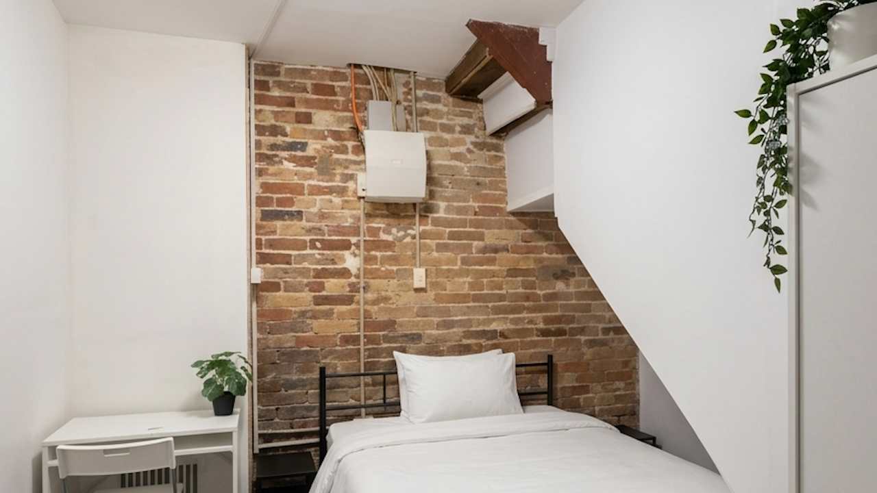 Furnished room in a share house