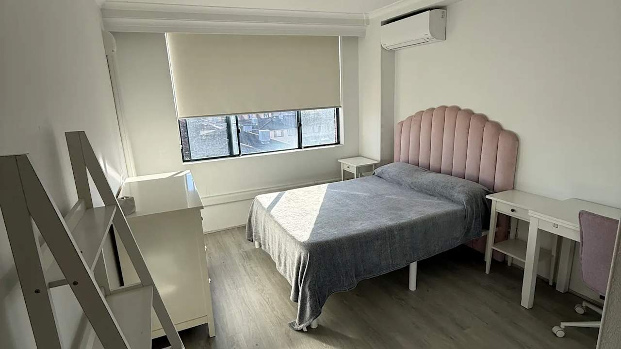 Furnished room with own bathroom