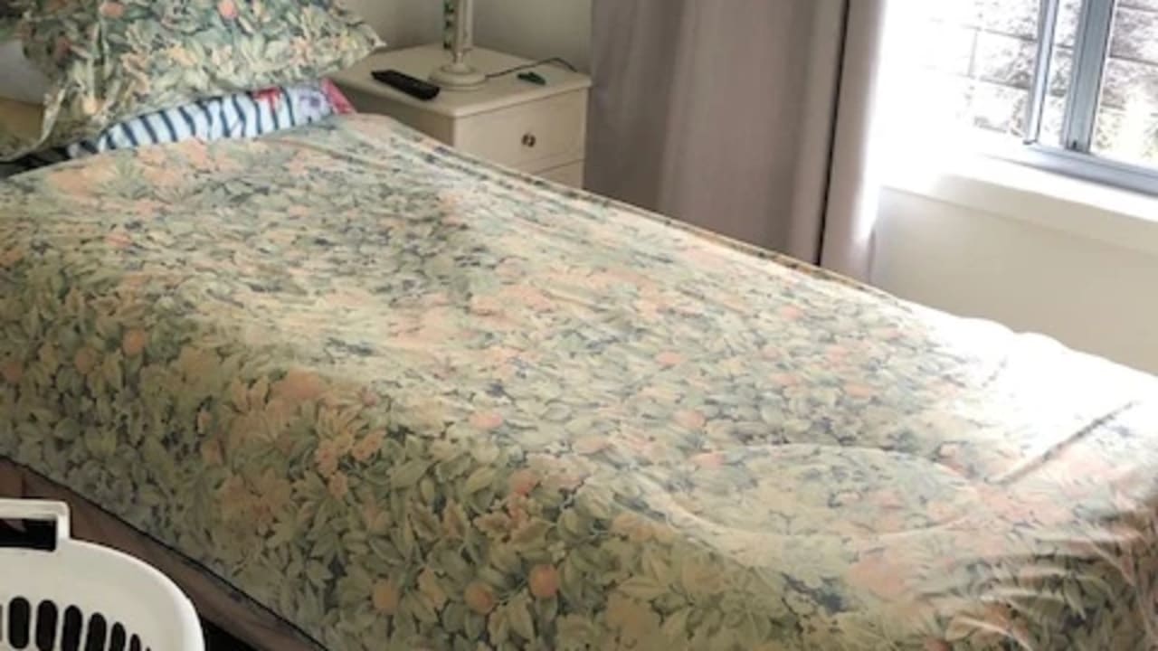 Furnished room with own bathroom