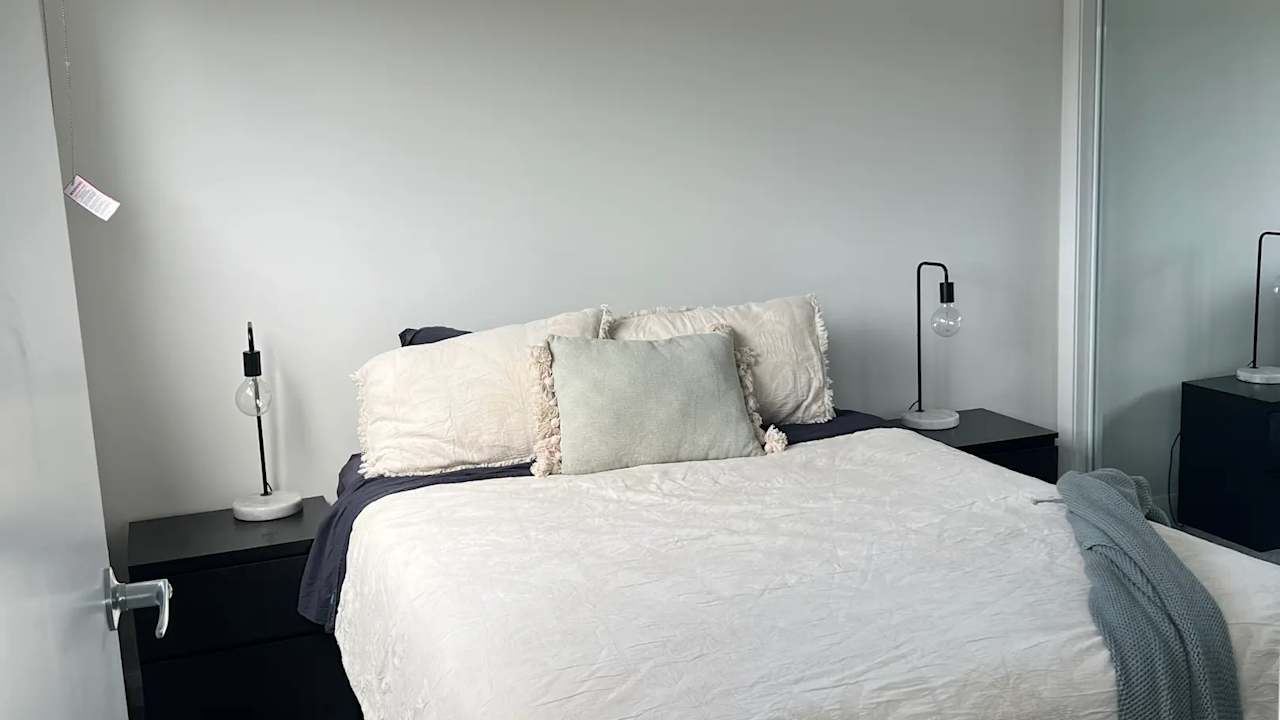 Furnished room with own bathroom