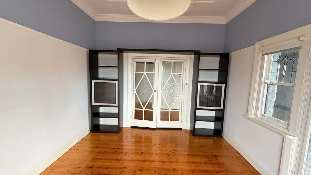 Whole property with 2 rooms for rent
