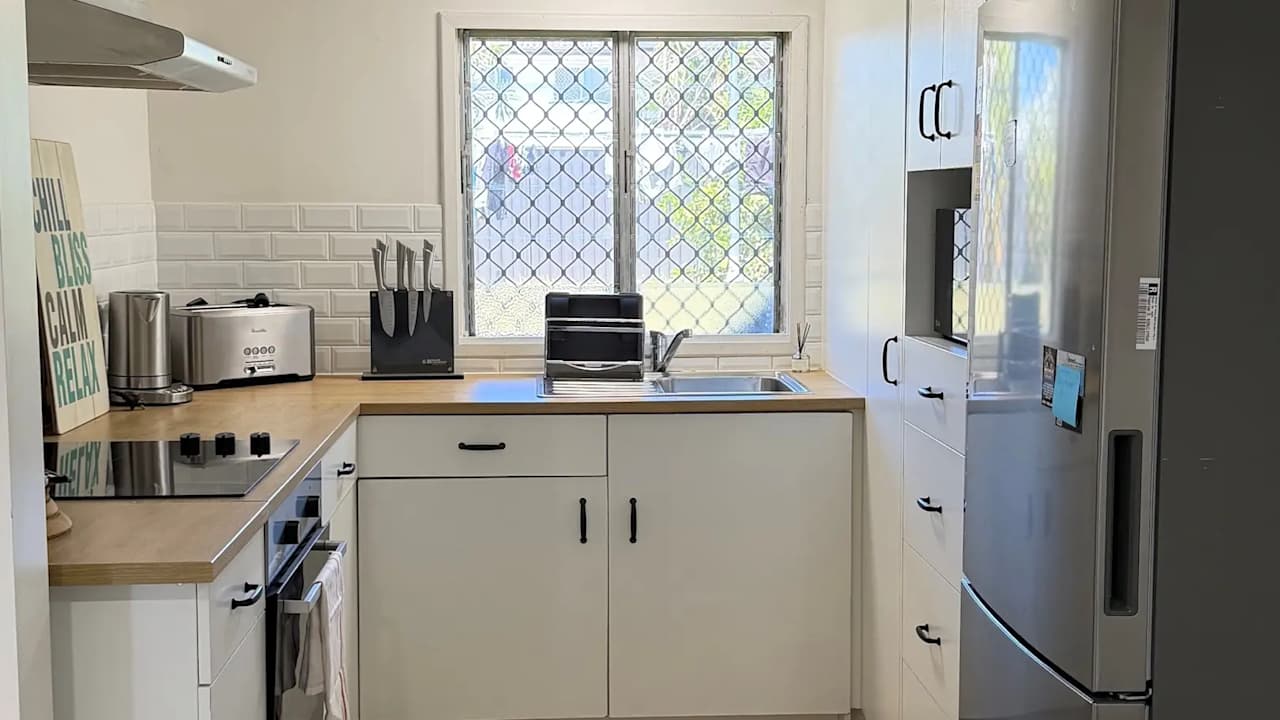 Whole property with 2 rooms for rent