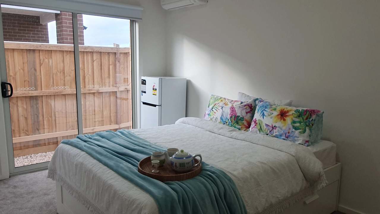 Room with ensuite in a share house