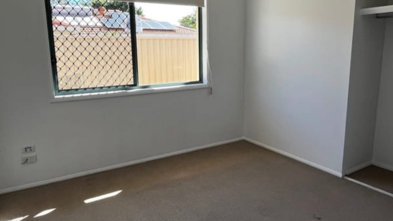 Unfurnished room in a share house